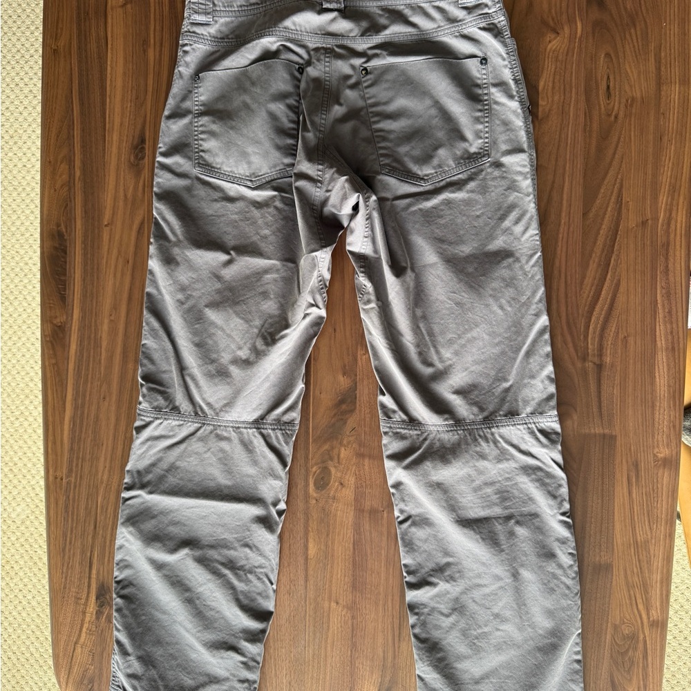 Arc'teryx Men's Gray Utility Pants size 32 waist - Picture 8 of 10